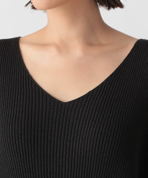 Ezick（エジック）の「【セットアップ】リブVネックベスト（Tシャツ/カットソー・レディース・ホワイト/ブラック・FREE）」の17枚目の写真