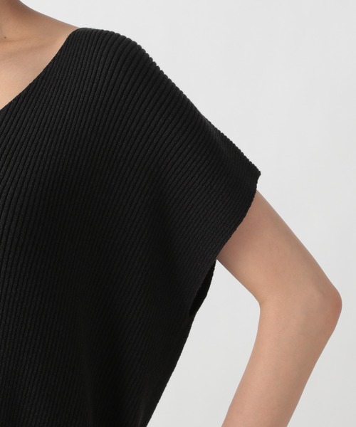 Ezick（エジック）の「【セットアップ】リブVネックベスト（Tシャツ/カットソー・レディース・ホワイト/ブラック・FREE）」の20枚目の写真