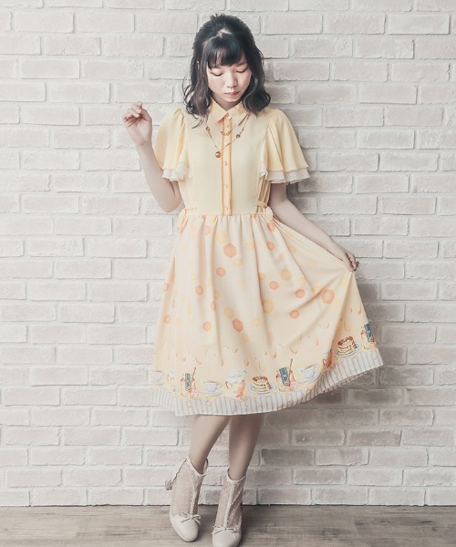 新品タグ付き　アクシーズファム　メルティハニーラッフル袖ワンピース axes femme POETIQUE（アクシーズファムポエティック）の