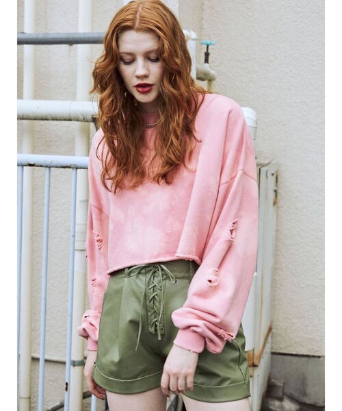 jouetie（ジュエティ）の「ダメージプルオーバー【スウェット/トレーナー】（スウェット・レディース・ブラック/ピンク/アイボリー・MEDIUM）」の3枚目の写真