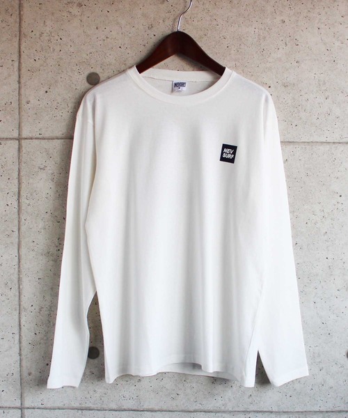 NEV（ネブ）の「ロゴプリント長袖カットソー（Tシャツ/カットソー・メンズ・ホワイト系3/ブラック系1/オフホワイト/ホワイト系1/ホワイト系4/モカ/ブラック系/杢グレー/ベージュ/ホワイト系/ホワイト系2/ブラック・M/XL/L）」の2枚目の写真
