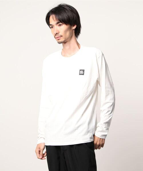 NEV（ネブ）の「ロゴプリント長袖カットソー（Tシャツ/カットソー・メンズ・ホワイト系3/ブラック系1/オフホワイト/ホワイト系1/ホワイト系4/モカ/ブラック系/杢グレー/ベージュ/ホワイト系/ホワイト系2/ブラック・M/XL/L）」の13枚目の写真