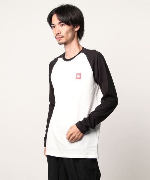 NEV（ネブ）の「ロゴプリント長袖カットソー（Tシャツ/カットソー・メンズ・ホワイト系3/ブラック系1/オフホワイト/ホワイト系1/ホワイト系4/モカ/ブラック系/杢グレー/ベージュ/ホワイト系/ホワイト系2/ブラック・M/XL/L）」の19枚目の写真