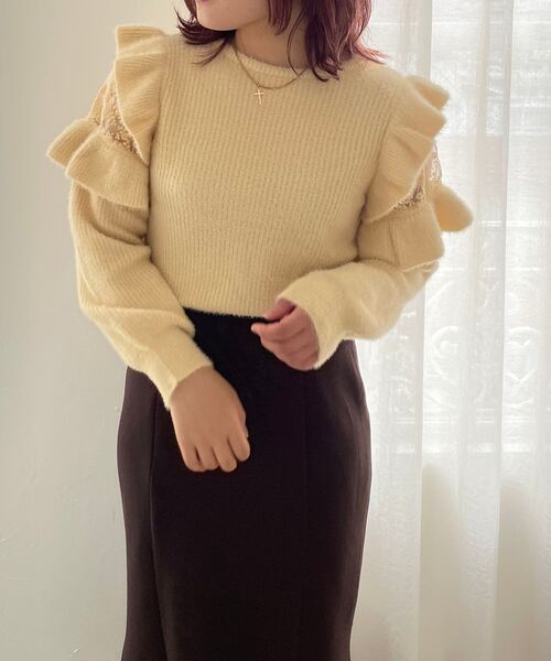 MAJESTIC LEGON(マジェスティックレゴン)の「Ladyフリルシャギーニット(ニット/セーター・レディース・アイボリー/ピンク/ライトグリーン/ラベンダー/ブラック/グレー/イエロー・SMALL/MEDIUM)」の6枚目の写真