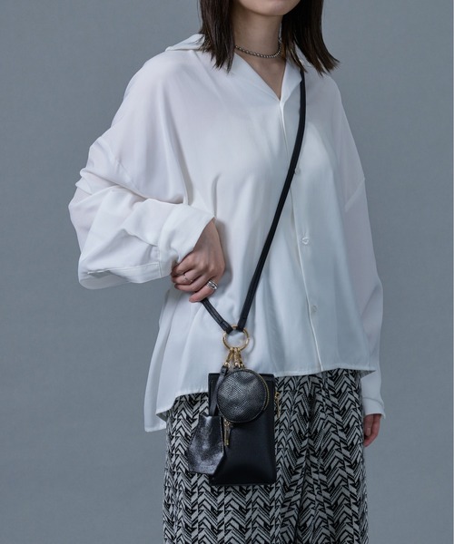 Ellno Loset(エルノロゼット)の「マルチケース(ショルダーバッグ・メンズ・ブラック・FREE)」の2枚目の写真