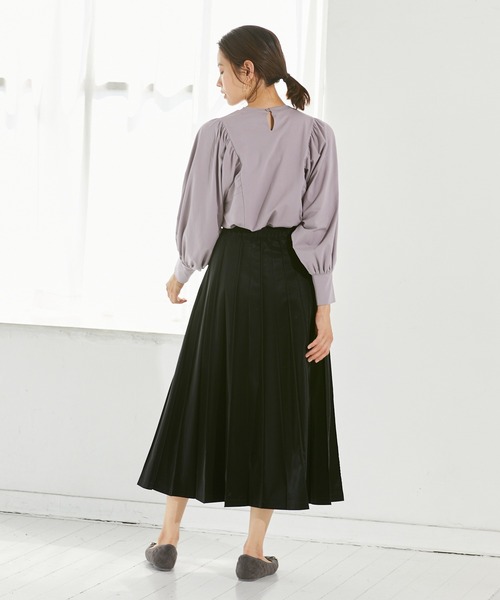 Rewde(ルゥデ)の「ボリュームスリーブプルオーバー(1R15-08196)(Tシャツ/カットソー・レディース・ホワイト/ブラック/スモークピンク・M)」の18枚目の写真