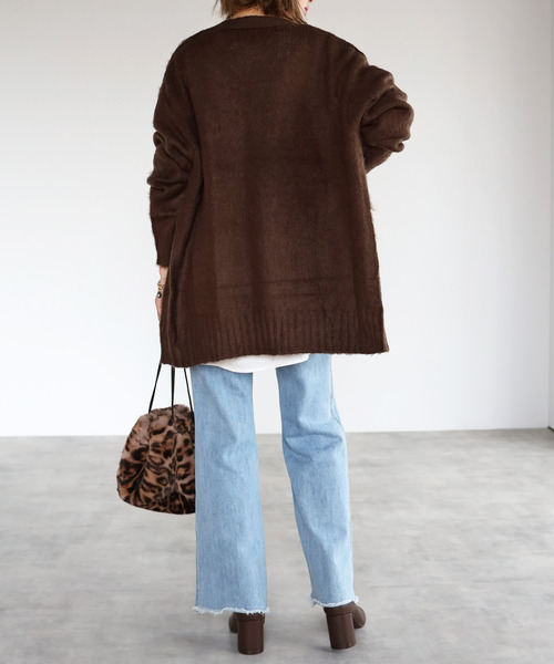 amini（アミニ）の「【2021-2022 A/W】カラーニットＶネックカーディガン（カーディガン/ボレロ・レディース・ブラウン/レッド/ライム/ブルー/グリーン/モカ・MEDIUM）」の18枚目の写真