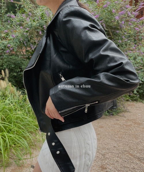 chuu(チュー)の「CHUU クロップライダースジャケット(ライダースジャケット・レディース・ブラック/クリーム・FREE)」の21枚目の写真