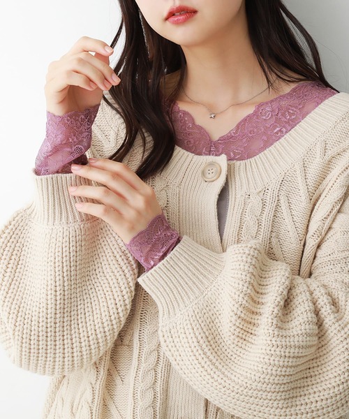 osharewalker（オシャレウォーカー）の「『ミリオンホットVネックレースロンT』（Tシャツ/カットソー・レディース・ブラック/ピンク/ダークグレー/アイボリー/グレイッシュブルー・L/LL/S/M）」の2枚目の写真