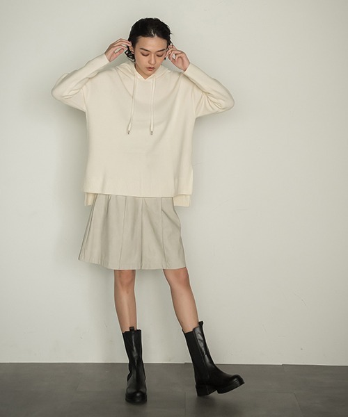 socolla（ソコラ）の「【socolla】フェイクレザーハーフパンツ（その他パンツ・レディース・ブラック/オフホワイト・S/M）」の5枚目の写真