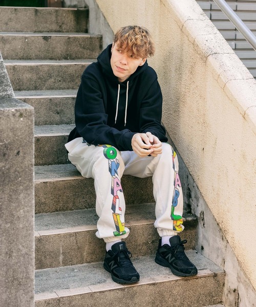 JOHN ELLIOTT（ジョンエリオット）の「JOHN ELLIOTT/ジョンエリオット BEACH HOODIE フーディー カンガルーポケット 無地 定番（パーカー・メンズ・ブラック/ベージュ/ダークグレー・M/L/XL）」の19枚目の写真