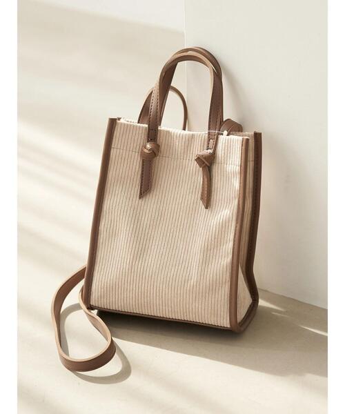earth music&ecology(アースミュージックアンドエコロジー)の「コーデュロイショルダーバッグ*(ショルダーバッグ・レディース・ブラウン/グリーン/ライトベージュ・FREE)」の4枚目の写真