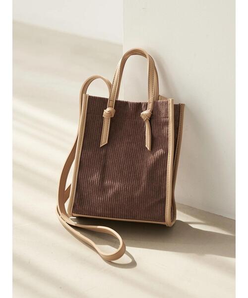 earth music&ecology(アースミュージックアンドエコロジー)の「コーデュロイショルダーバッグ*(ショルダーバッグ・レディース・ブラウン/グリーン/ライトベージュ・FREE)」の5枚目の写真