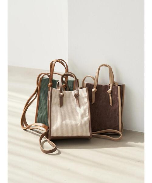earth music&ecology(アースミュージックアンドエコロジー)の「コーデュロイショルダーバッグ*(ショルダーバッグ・レディース・ブラウン/グリーン/ライトベージュ・FREE)」の7枚目の写真
