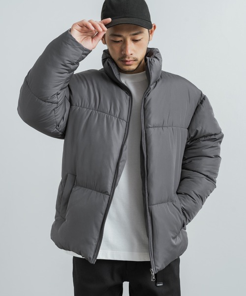 Rocky Monroe(ロッキーモンロー)の「オーバーサイズ ファイバーダウンジャケット 中綿ブルゾン(ダウンジャケット/コート・メンズ・ブラック/ベージュ/ブルーグレー/オフホワイト/チャコール/テラコッタ/グレー/カーキ/ネイビー・M/L/XL)」の11枚目の写真