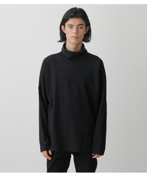 AZUL by moussy(アズールバイマウジー)の「TURTLENECK LONG TEE/タートルネックロングT(Tシャツ/カットソー・メンズ・ブラック/オフホワイト・MEDIUM/LARGE)」の1枚目の写真