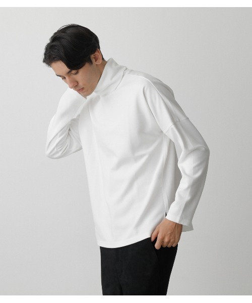 AZUL by moussy(アズールバイマウジー)の「TURTLENECK LONG TEE/タートルネックロングT(Tシャツ/カットソー・メンズ・ブラック/オフホワイト・MEDIUM/LARGE)」の6枚目の写真