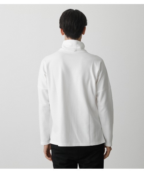 AZUL by moussy(アズールバイマウジー)の「TURTLENECK LONG TEE/タートルネックロングT(Tシャツ/カットソー・メンズ・ブラック/オフホワイト・MEDIUM/LARGE)」の11枚目の写真