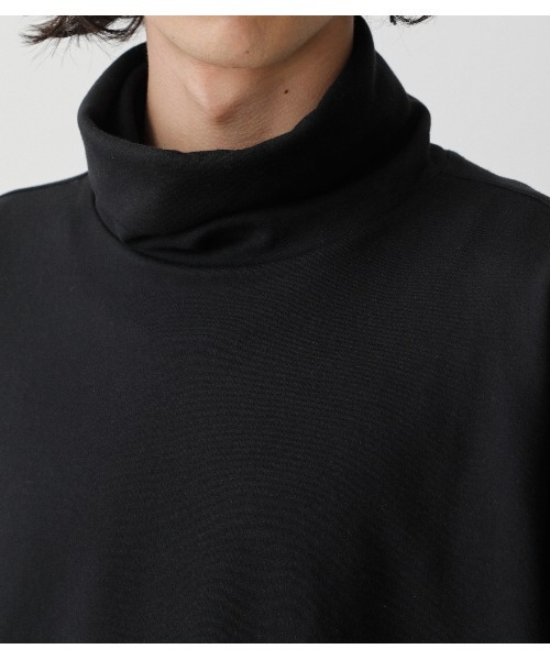 AZUL by moussy(アズールバイマウジー)の「TURTLENECK LONG TEE/タートルネックロングT(Tシャツ/カットソー・メンズ・ブラック/オフホワイト・MEDIUM/LARGE)」の21枚目の写真
