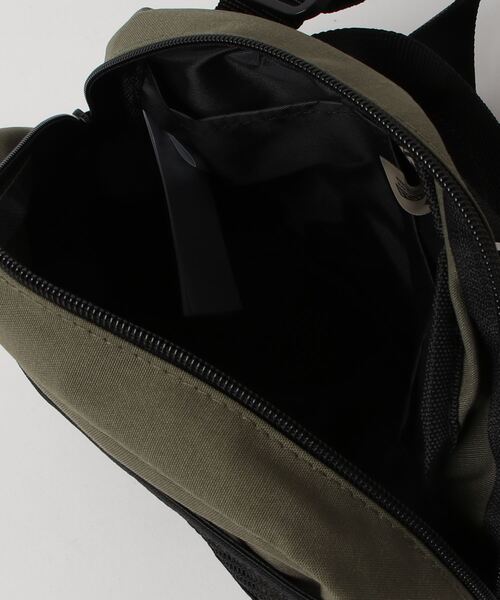 Reebok(リーボック)の「クラシックス キャンピング シティ バッグ / Classics Camping City Bag(ショルダーバッグ・メンズ・ブラック/アーミー・FREE)」の9枚目の写真