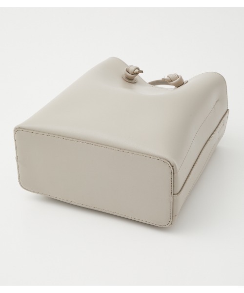 AZUL by moussy（アズールバイマウジー）の「KNOT HANDLE SQUARE TOTE BAG/ノットハンドルスクエアトートバッグ（ショルダーバッグ・レディース・ライトブルー/ブラック/ライトベージュ・FREE）」の12枚目の写真