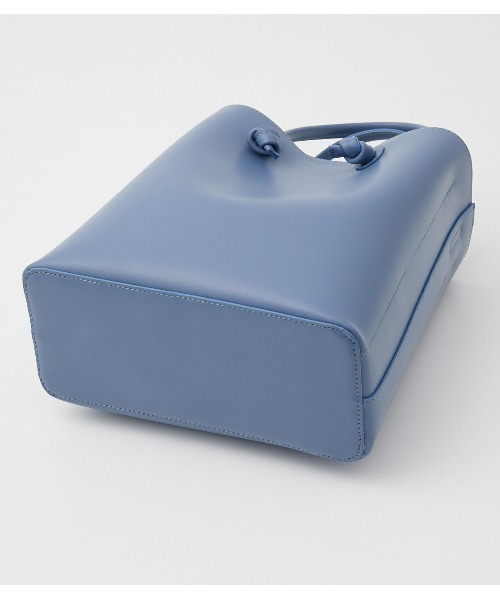 AZUL by moussy（アズールバイマウジー）の「KNOT HANDLE SQUARE TOTE BAG/ノットハンドルスクエアトートバッグ（ショルダーバッグ・レディース・ライトブルー/ブラック/ライトベージュ・FREE）」の17枚目の写真