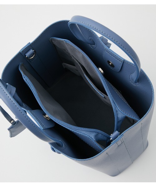 AZUL by moussy（アズールバイマウジー）の「KNOT HANDLE SQUARE TOTE BAG/ノットハンドルスクエアトートバッグ（ショルダーバッグ・レディース・ライトブルー/ブラック/ライトベージュ・FREE）」の19枚目の写真