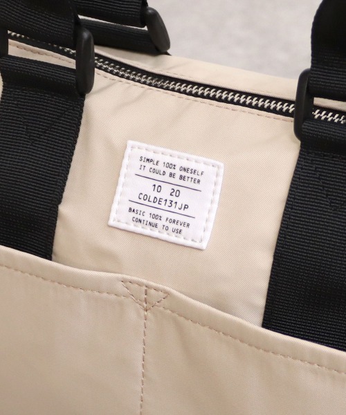 COLDE （コルデ）の「ナイロンミニボストン（ボストンバッグ・レディース・ブラック/グレイッシュベージュ・FREE）」の10枚目の写真