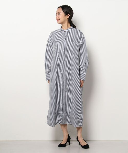 KOBE LETTUCE（コウベレタス）の「スタンドカラーロングシャツワンピース（シャツワンピース・レディース・オフホワイト/ホワイト×ネイビー/ベージュ系その他/ホワイト系その他・FREE）」の7枚目の写真