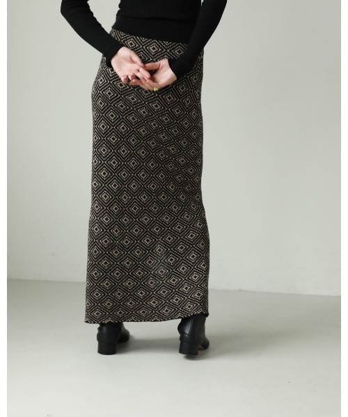 TODAYFUL（トゥデイフル）の「ニットスカート（スカート・レディース・オリーブ・36inch）」の6枚目の写真