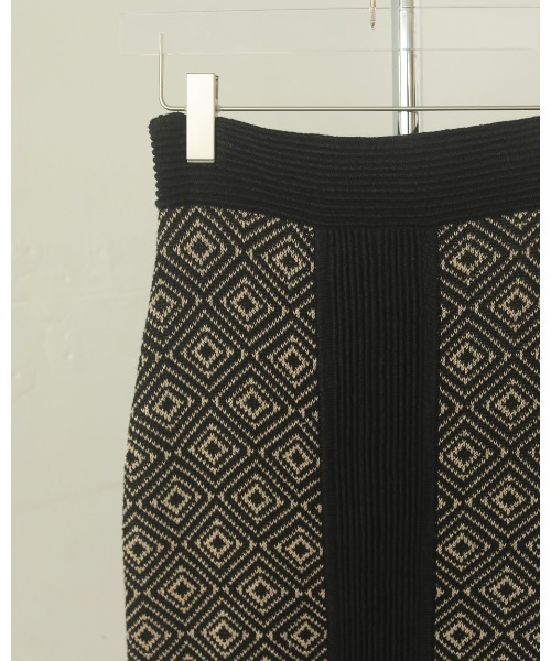 TODAYFUL（トゥデイフル）の「ニットスカート（スカート・レディース・オリーブ・36inch）」の3枚目の写真