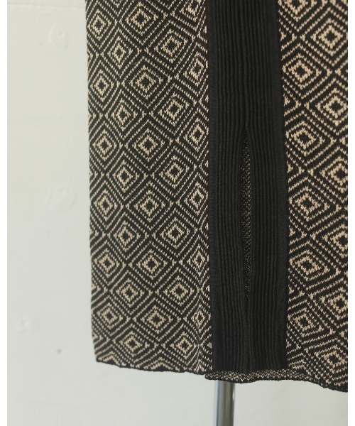 TODAYFUL（トゥデイフル）の「ニットスカート（スカート・レディース・オリーブ・36inch）」の4枚目の写真