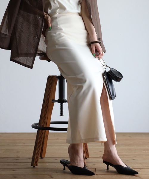 ap retro（アプレトロ）の「スリットポンチタイトスカート　ハイウエスト（スカート・レディース・グレイッシュベージュ/アイボリー/ブラック・FREE）」の2枚目の写真