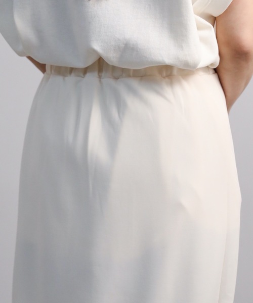 ap retro（アプレトロ）の「スリットポンチタイトスカート　ハイウエスト（スカート・レディース・グレイッシュベージュ/アイボリー/ブラック・FREE）」の15枚目の写真