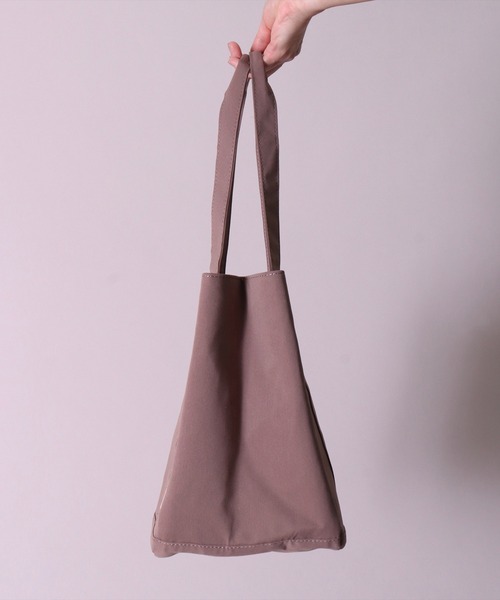 Legato Largo(レガートラルゴ)の「(LF)【Legato Largo】【探し物の時間を省こう。】 A4 トートバッグ(トートバッグ・レディース・ブラウン/グレイッシュベージュ/ミント/ブラック/ライトグレー・ONE SIZE)」の13枚目の写真