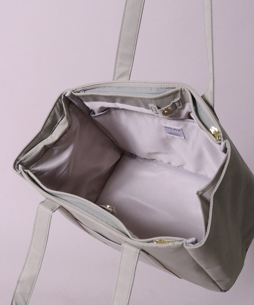 Legato Largo(レガートラルゴ)の「(LF)【Legato Largo】【探し物の時間を省こう。】 A4 トートバッグ(トートバッグ・レディース・ブラウン/グレイッシュベージュ/ミント/ブラック/ライトグレー・ONE SIZE)」の7枚目の写真