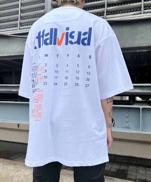 A4A（エーフォーエー）の「A4A/エーフォーエー/id/CALENDER Tシャツ（Tシャツ/カットソー・メンズ・ホワイト/ブラック/ブルー/グリーン・MEDIUM/LARGE）」の2枚目の写真