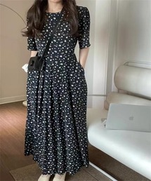 ウエストリボン 小花柄ロングワンピース