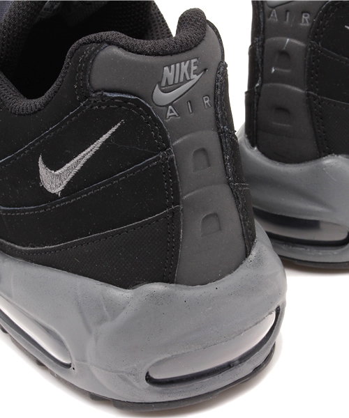 NIKE（ナイキ）の「メンズ ナイキ エアマックス ホワイト ブラック NIKE AIR MAX 95 609048-087/109（スニーカー・メンズ・ホワイト/ブラック・26.5cm/28cm/27cm/27.5cm/29cm/28.5cm）」の9枚目の写真