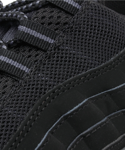 NIKE（ナイキ）の「メンズ ナイキ エアマックス ホワイト ブラック NIKE AIR MAX 95 609048-087/109（スニーカー・メンズ・ホワイト/ブラック・26.5cm/28cm/27cm/27.5cm/29cm/28.5cm）」の11枚目の写真