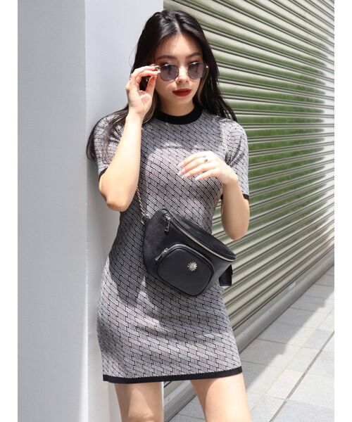 EVRIS（エヴリス）の「ジャカードハーフスリーブミニニットワンピース（ワンピース・レディース・ブラック/グリーン・FREE）」の10枚目の写真