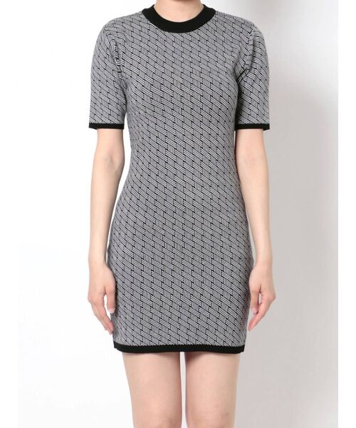 EVRIS（エヴリス）の「ジャカードハーフスリーブミニニットワンピース（ワンピース・レディース・ブラック/グリーン・FREE）」の17枚目の写真