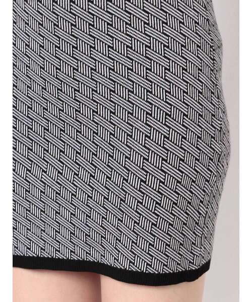 EVRIS（エヴリス）の「ジャカードハーフスリーブミニニットワンピース（ワンピース・レディース・ブラック/グリーン・FREE）」の22枚目の写真