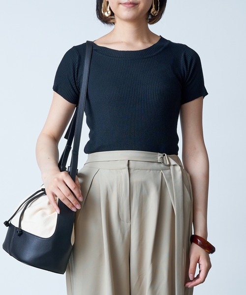 MAISON BREEZE（メゾンブリーズ）の「【MAISON BREEZE】ラウンドネックリブニットショートトップス SCCH154（Tシャツ/カットソー・レディース・ブラック/ベージュ/オレンジ/ブルー/アイボリー/グリーン・FREE）」の21枚目の写真