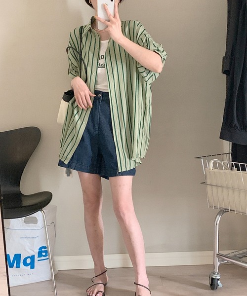 Auntie Rosa（アンティローザ）の「オーバーサイズストライプシャツ　タンクトップ付（シャツ/ブラウス・レディース・ピンク/グリーン・FREE）」の11枚目の写真