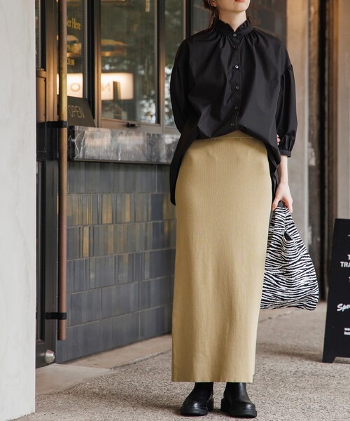 OPAQUE.CLIP（オペークドットクリップ）の「◆リブニットナロースカート【WEB限定サイズ】（スカート・レディース・チャコールグレー/ブルー/サンドベージュ・40/38）」の4枚目の写真