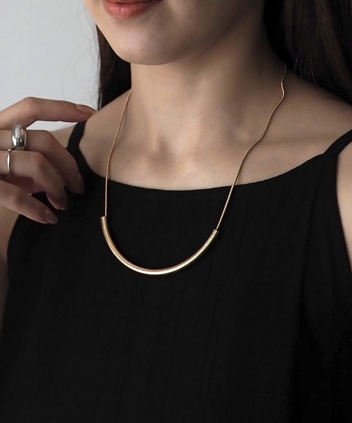 Riberry（リベリー）の「【ニッケルフリー】　ヴィンテージ風　アーチパイプネックレス（ネックレス・レディース・シルバー/ゴールド・FREE）」の4枚目の写真