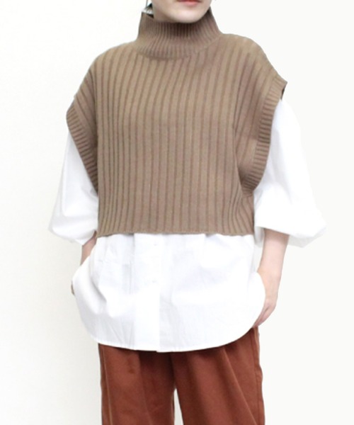 STYLEBLOCK（スタイルブロック）の「アクリルバルキーワイドリブ編みハイネックショートトップス（ニット/セーター・レディース・ブラック/グリーン系その他/パープル/ベージュ/アイボリー/ライトベージュ・M）」の4枚目の写真