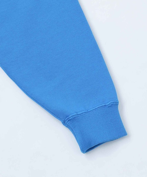 X-girl（エックスガール）の「SNOOTY CREW SWEAT TOP（スウェット・レディース・ホワイト/ブラック/ブルー・M/S/XL/L）」の5枚目の写真