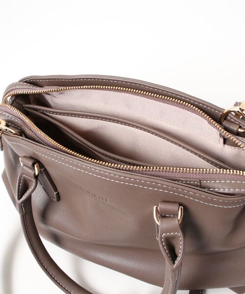 CECIL McBEE(セシルマクビー)の「【CECIL McBEE / セシルマクビー】 レイズ 2wayハンドバッグ(ハンドバッグ・レディース・ブラック/ライトグレー/グレー・FREE)」の9枚目の写真